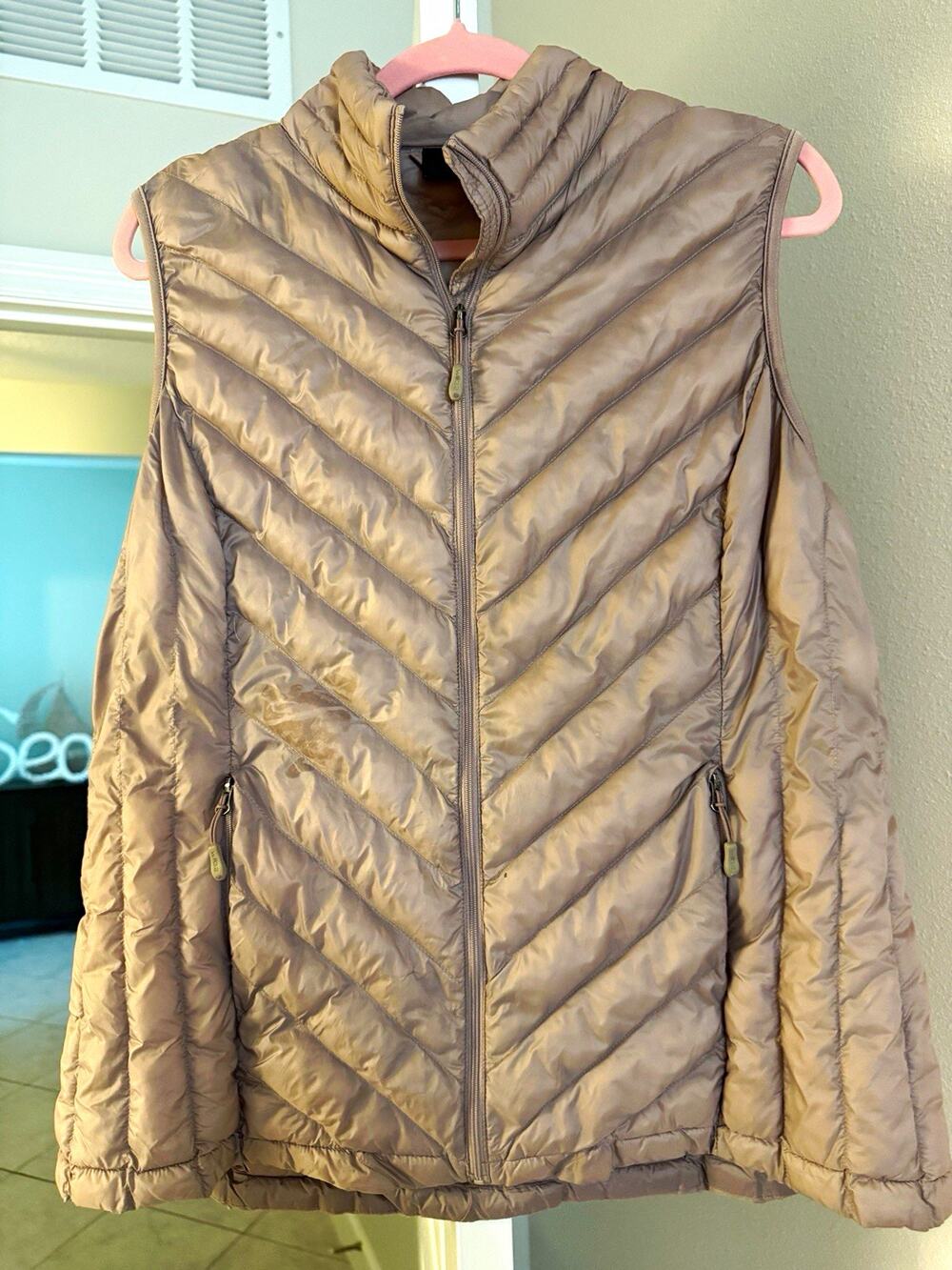 i.e.2 Women’s Gray Quilted Puffer Vest Full Zip Sleeveless Short Length XL